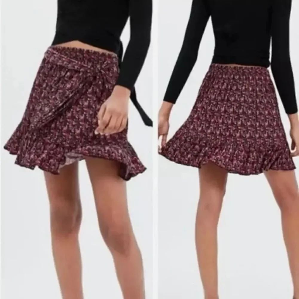 ✨2xHP✨Zara Black Red Floral Print Tie Waist Mini Skirt✨